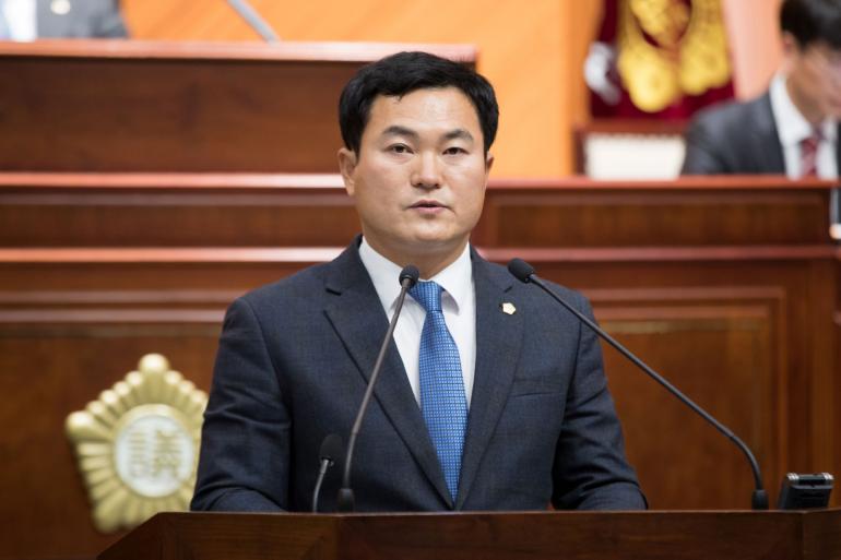 지해춘 시의원 5분 발언, 월명아파트의 재건축 등 대책 주장