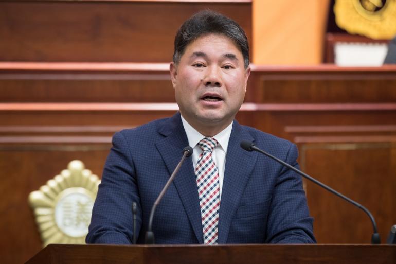 한안길 시의원, 새만금국제공항 예타 면제 건의문