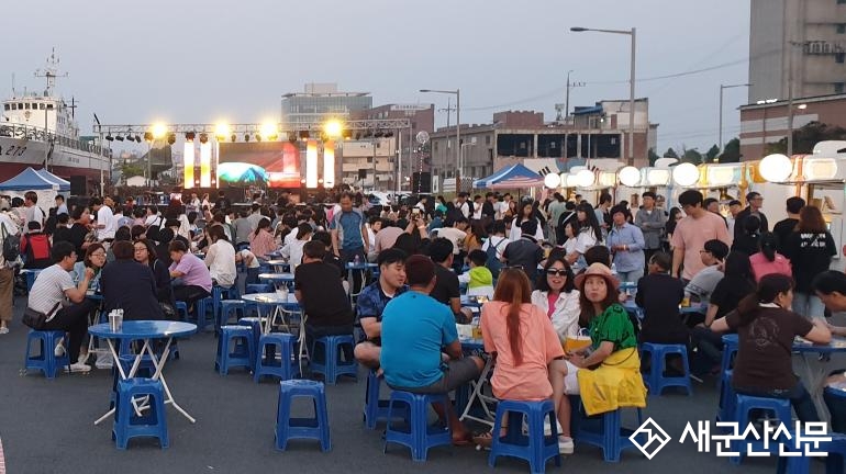 (현장 돋보기) 새로운 스타일의 축제‘군산밤 FOOD 페스티벌’ 