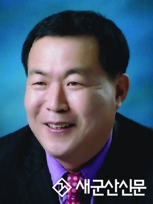 시의회 의장단, 백신접종 의료진 격려