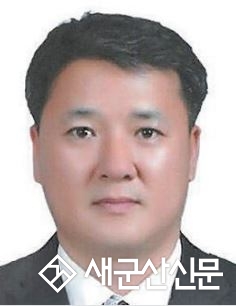 (군산 칼럼) 영원한 동지도 영원한 적도 없는 정치