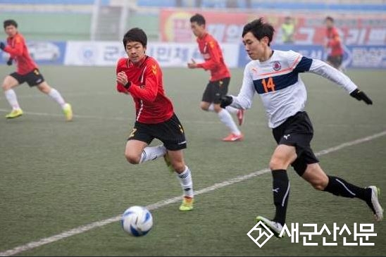 (톡톡 군산) 2021 금석배 축구대회 ‘킥오프’