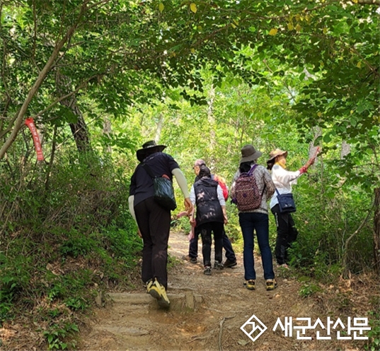 옥산면, 청암산 등산·수변로 개선