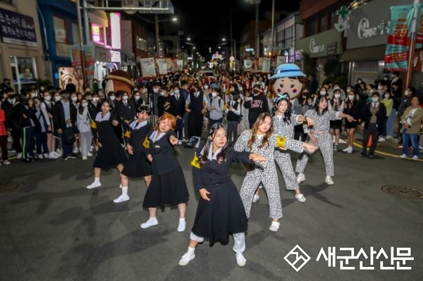 (뉴스초점) 군산시간여행축제, 지역 관광 활성화 나선다