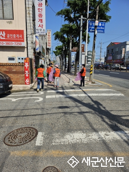 경암동, 우기철 대비 경포천 일대 정화