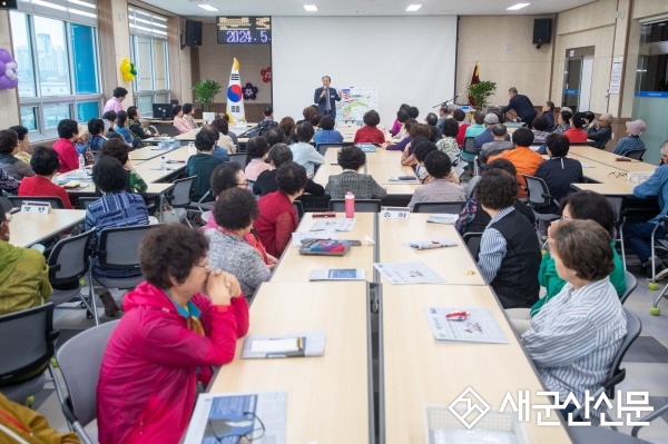 군산시의회 김영일 의장, 새만금관할권 홍보 역할 ‘톡톡’