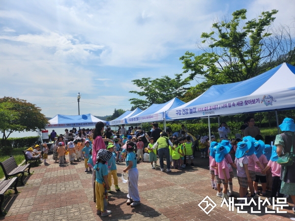 군산시 보건소 ‘은파따라 건강걷기’ 건강 캠페인 성료
