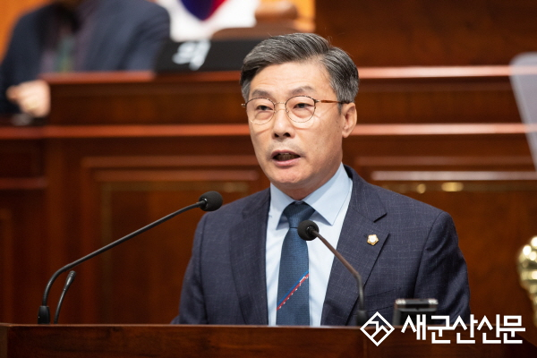 (결의안) 김경식 시의원, ‘윤석열 탄핵소추안‧김건희 특별법’ 의결 촉구