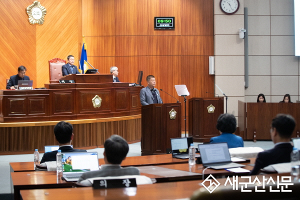 (뉴스초점) 군산시의회 동료 의원들간 ‘막말, 폄훼’ 위험 수위