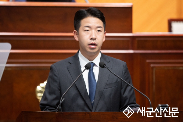 (톡톡 군산)군산시의회, 자영업자·소상공인 생존권보호 건의문 채택