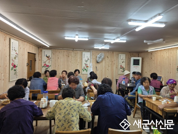 군산시 대야면 ‘원조중화반점’ 노인의 날 맞아 어르신들께 ‘사랑의 점심’