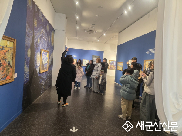 설 연휴에 만나는 고흐와 고갱이 엮어낸 예술과 격정의 브로맨스