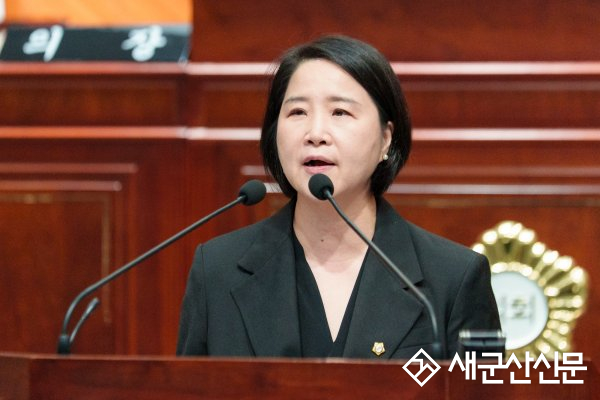 (톡톡 군산) 이화숙 시의원, “군산은 새만금 개발의 중심에 서 있는가?”