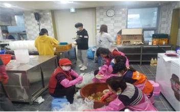이웃사랑 밑반찬 나눔 재개