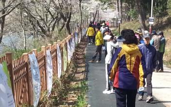 군산문인협회 제4회 춘계시화전 개최