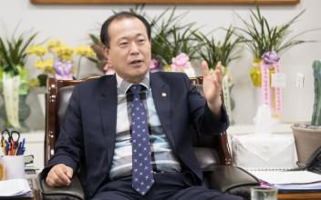 (특집) 견제와 대안 제시하는 군산시의회