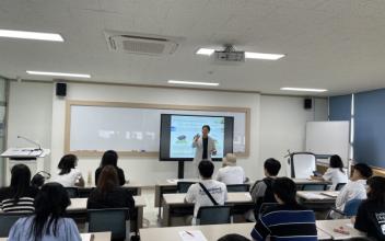 국립군산대 대학일자리플러스센트 채용설명회 진행