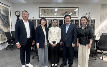 전북자치도 외국인국제정책과장, 호원대 외국인 유학생 위한 장학금 기탁