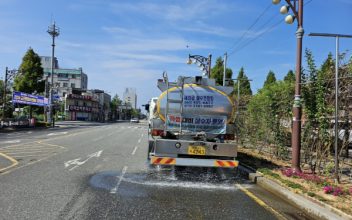 군산시, 도심 열기 물로 식힌다…살수차 본격 운행