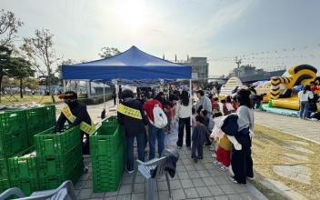 군산시,‘2025년 서로장터 & 서울광장 스케이트장’ 직거래장터 운영 공모 선정