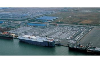 이웃사랑의 닻을 올리다 군산항도선사회, 성금 1,600만 원 기탁