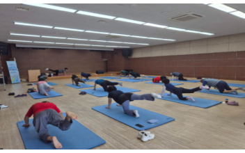 군산시보건소, 중장년층 대상 ‘건강업!’ 신체활동 프로그램 운영