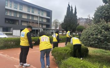 군산시 발달장애인 평생학습관, 장애인의 날 맞아 줍깅 캠페인 실시